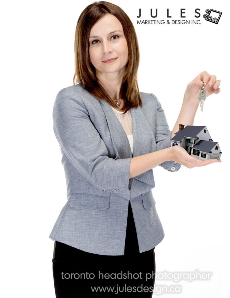 Mississauga Toronto Brampton Markham Richmond Hill Realtor Portrait Photographer